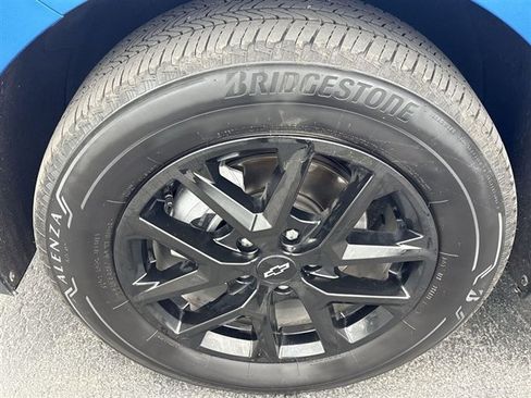 Used 2024 Chevrolet Equinox LT w/ LPO, Floor Liner Package AWD/4WD image 31