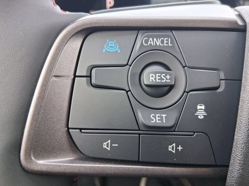 New 2026 Nissan Sentra SR w/ SR Premium Package FWD image 11