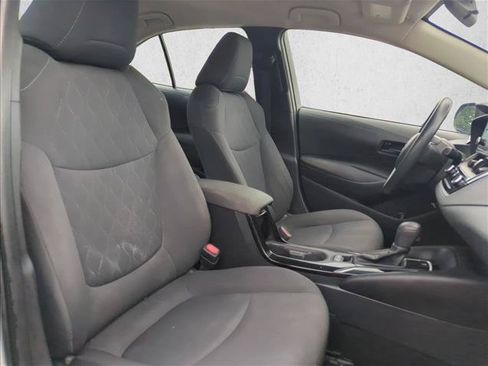 Used 2022 Toyota Corolla LE FWD image 26