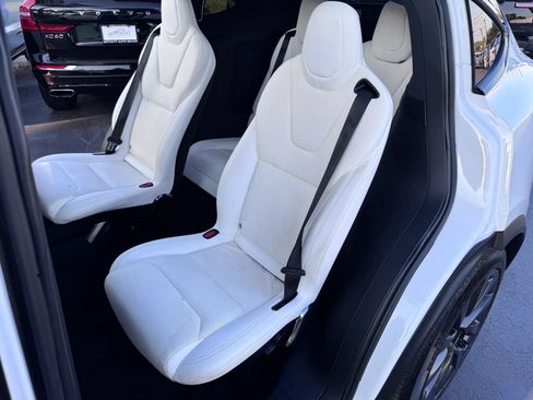 Used 2022 Tesla Model X AWD/4WD image 11