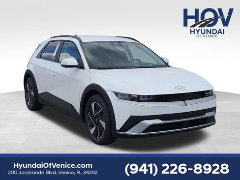 New 2025 Hyundai Ioniq 5 SEL image 1