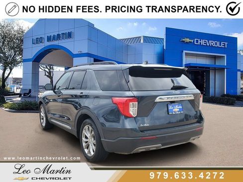 Used 2022 Ford Explorer XLT w/ Equipment Group 202A RWD image 5