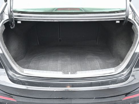 Used 2018 Hyundai Elantra SEL image 15