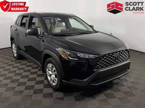 Used 2024 Toyota Corolla Cross L image 1