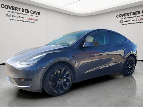 Used 2021 Tesla Model Y Long Range image 3