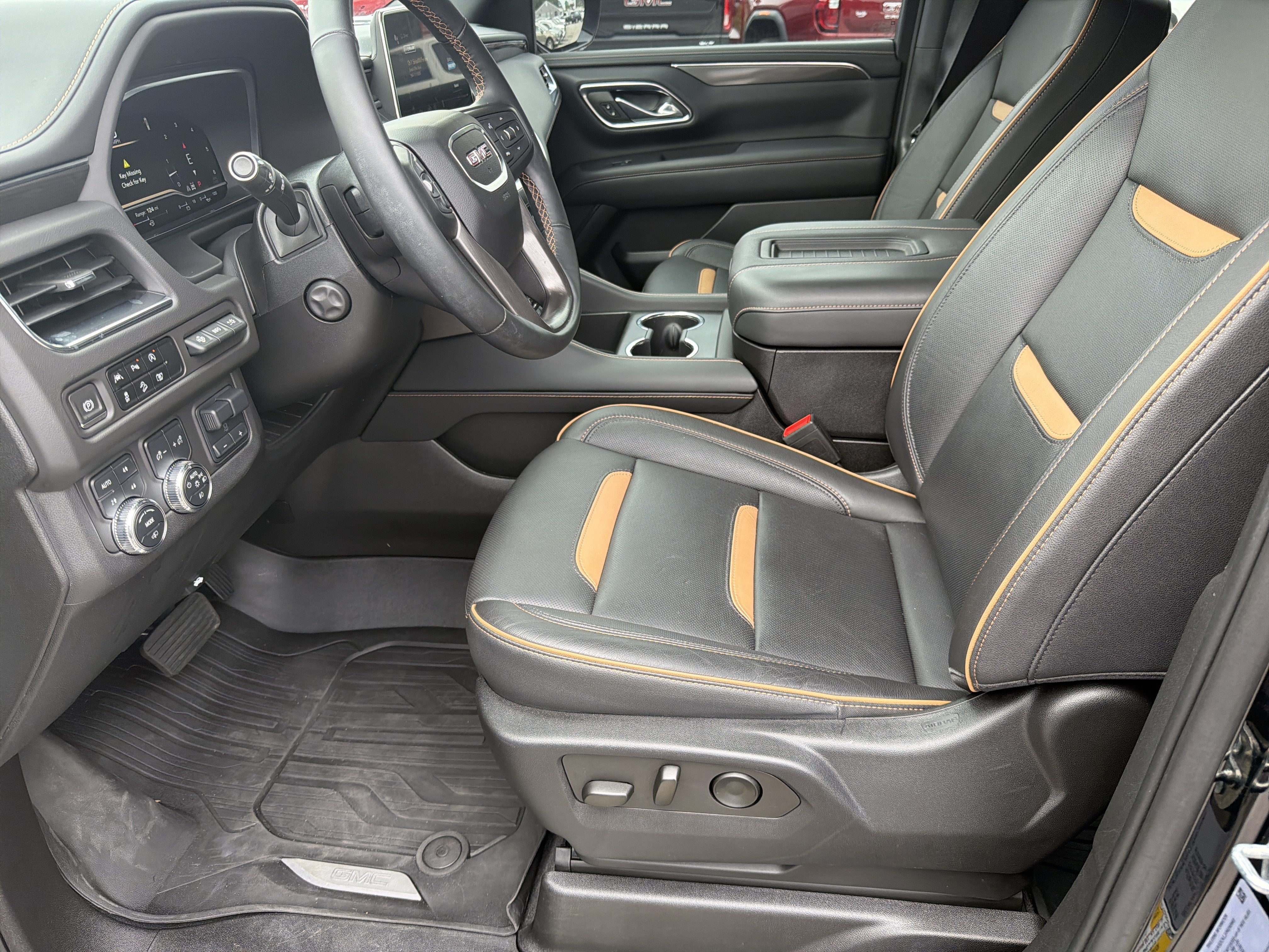 Certified 2023 GMC Yukon AT4 w/ AT4 Premium Plus Package AWD/4WD image 10