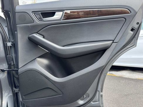 Used 2017 Audi Q5 2.0T Premium w/ Audi MMI Navigation Plus image 35