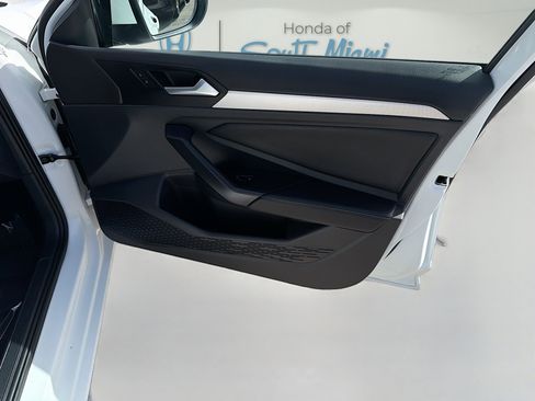 Used 2024 Volkswagen Jetta S image 32