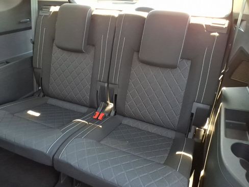 Certified 2021 Volkswagen Atlas S image 23