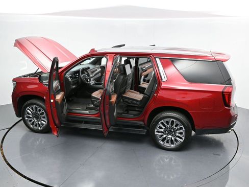 Used 2024 GMC Yukon Denali Ultimate image 42