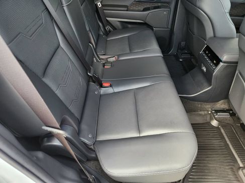 Certified 2025 Lexus GX 550 w/ Accessory Package (2T) AWD/4WD image 30