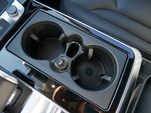 Used 2024 Audi Q7 Premium Plus image 33