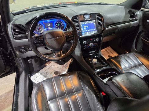 Used 2021 Chrysler 300 S RWD image 30