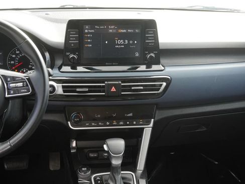 Used 2023 Kia Seltos S FWD image 15