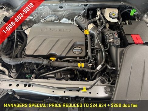 Used 2026 Chevrolet Trax LT w/ Midnight Edition FWD image 9