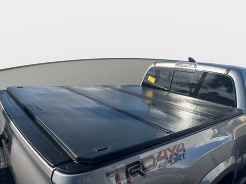 Used 2021 Toyota Tacoma TRD Sport image 13