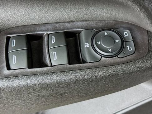 Used 2021 Chevrolet Equinox LT image 13