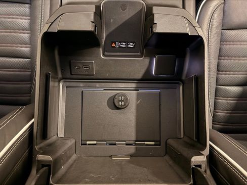 Used 2024 GMC Sierra 1500 AT4X image 28