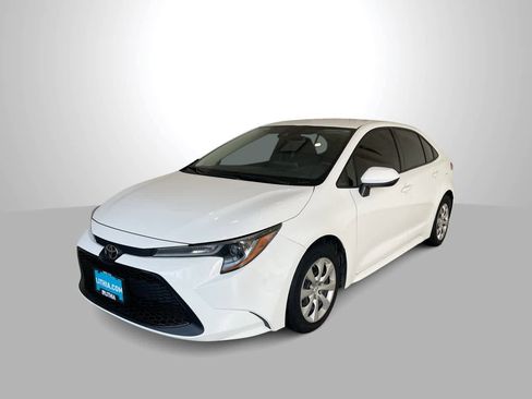 Used 2021 Toyota Corolla LE image 1
