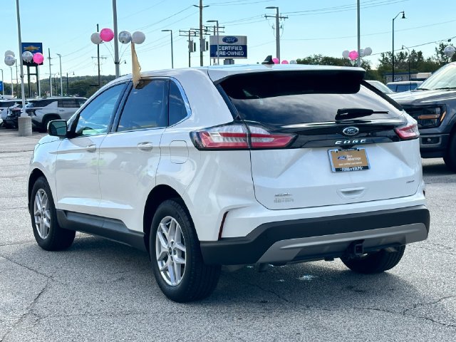 Certified 2024 Ford Edge SEL w/ Convenience Package AWD/4WD image 5