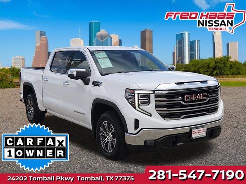 Used 2025 GMC Sierra 1500 SLT RWD image 1