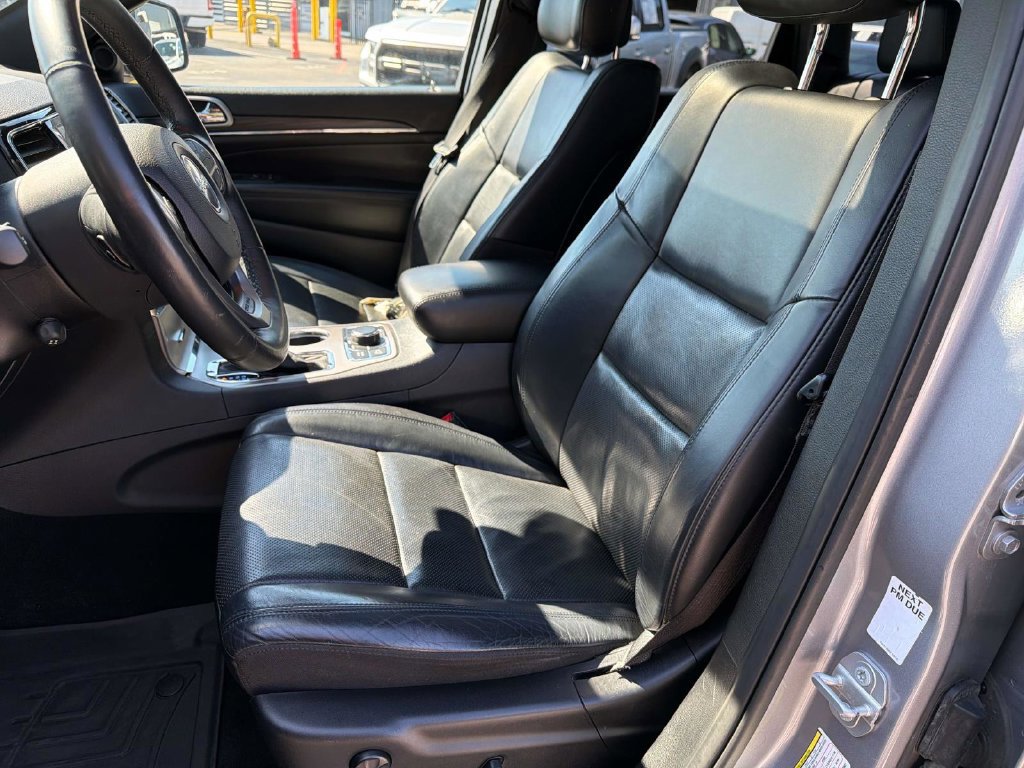 Used 2019 Jeep Grand Cherokee Limited w/ Luxury Group II AWD/4WD image 34