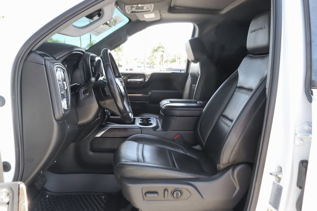 Used 2022 GMC Sierra 2500 Denali w/ Denali Ultimate Package AWD/4WD image 20