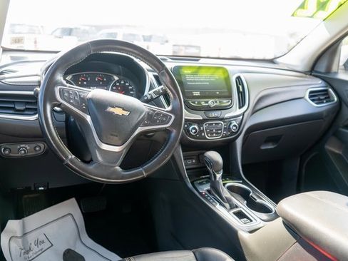 Used 2022 Chevrolet Equinox Premier image 12