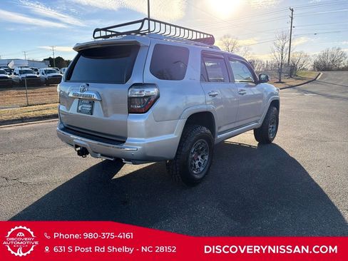 Used 2015 Toyota 4Runner Limited image 7