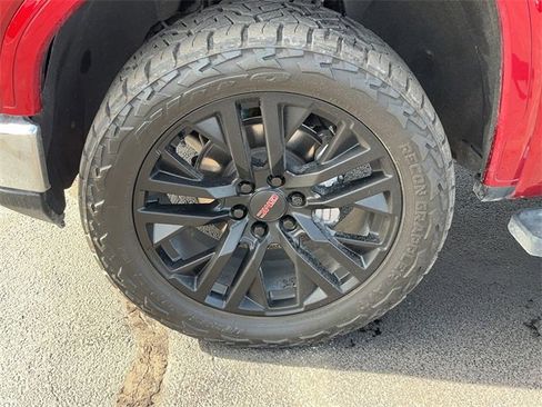 Used 2022 GMC Sierra 1500 SLT w/ SLT Premium Plus Package image 9