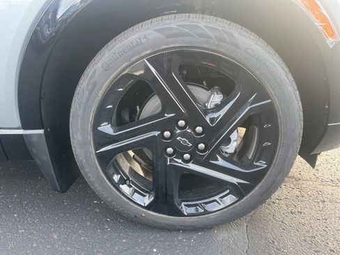 New 2026 Chevrolet Equinox EV RS image 32