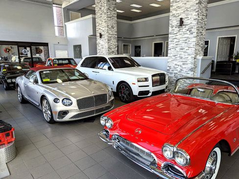 Used 2022 Rolls-Royce Cullinan Black Badge image 72