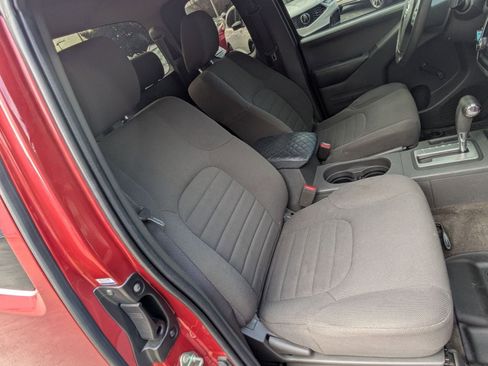 Used 2017 Nissan Frontier S image 19