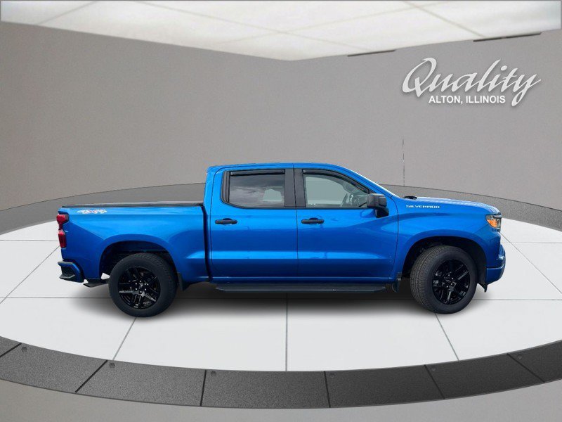 Used 2023 Chevrolet Silverado 1500 Custom AWD/4WD image 3