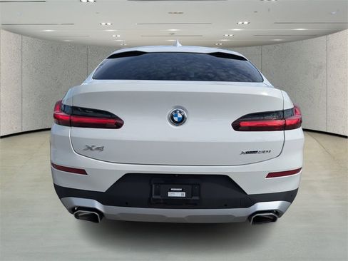 Used 2023 BMW X4 xDrive30i w/ Convenience Package image 4