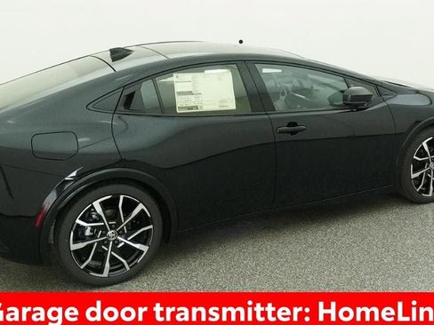 New 2026 Toyota Prius Plug-In Hybrid FWD image 12