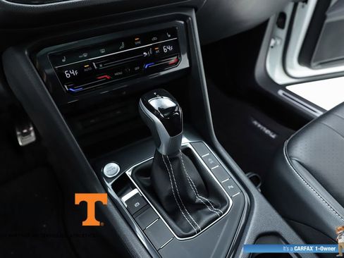 Used 2024 Volkswagen Tiguan SE R-Line FWD image 24