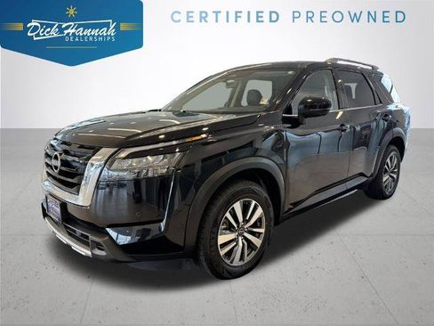 Certified 2025 Nissan Pathfinder SL AWD/4WD image 1