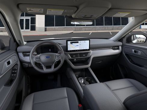 Used 2026 Ford Explorer Active w/ Active Comfort Package AWD/4WD image 9