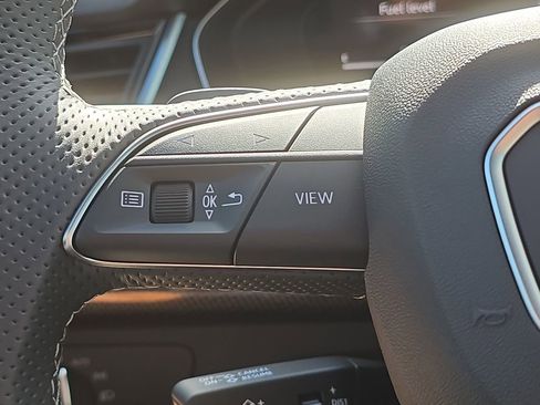 Certified 2025 Audi SQ5 Premium Plus w/ Premium Plus Package AWD/4WD image 12