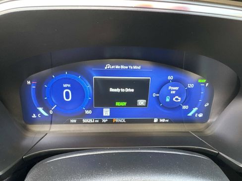 Certified 2021 Ford Escape Titanium w/ Titanium Elite Package image 21