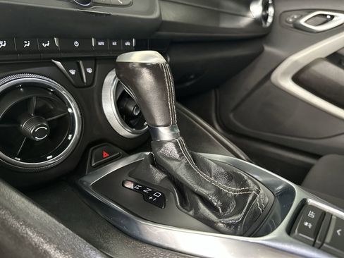 Used 2022 Chevrolet Camaro LT image 24