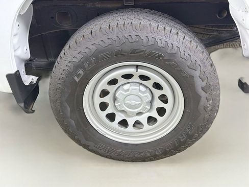 Used 2024 Chevrolet Silverado 1500 W/T w/ Trailering Package AWD/4WD image 28