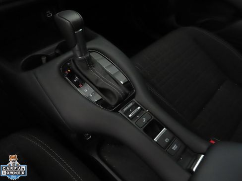 Used 2025 Honda HR-V LX image 16