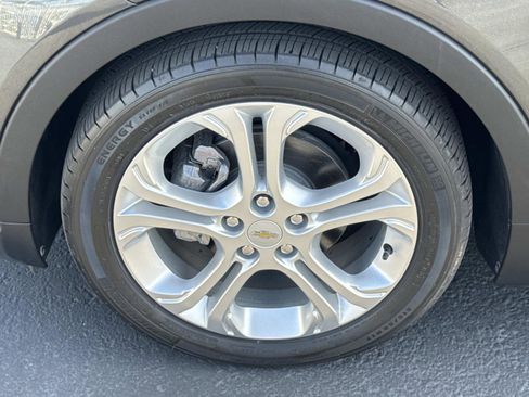 Used 2019 Chevrolet Bolt LT FWD image 31