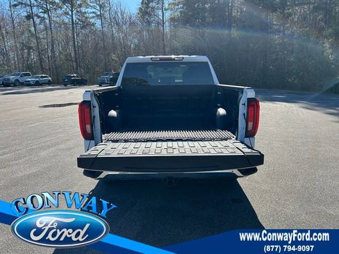 Used 2025 GMC Sierra 1500 SLT image 8