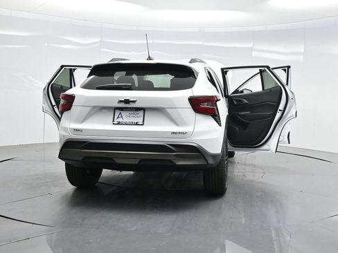 New 2026 Chevrolet Trax ACTIV w/ Driver Confidence Package FWD image 52