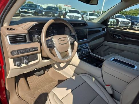 Used 2021 GMC Yukon Denali RWD image 10