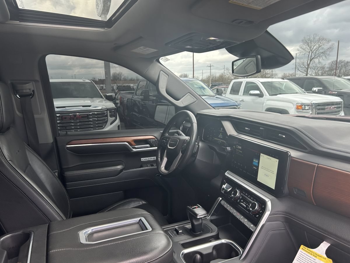 Used 2022 GMC Sierra 1500 Denali AWD/4WD image 10