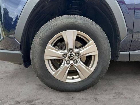 Certified 2022 Toyota RAV4 XLE AWD/4WD image 99